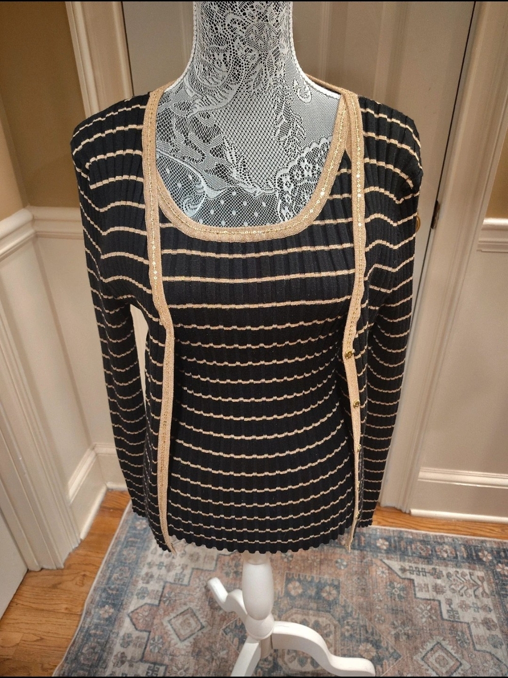 Vintage Black and Gold Striped Scoop Neck Twinset Size M